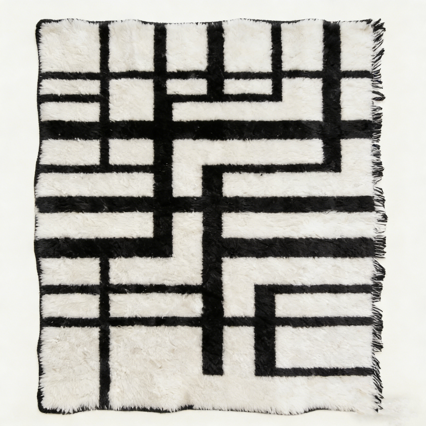 Black/White Knit Blanket