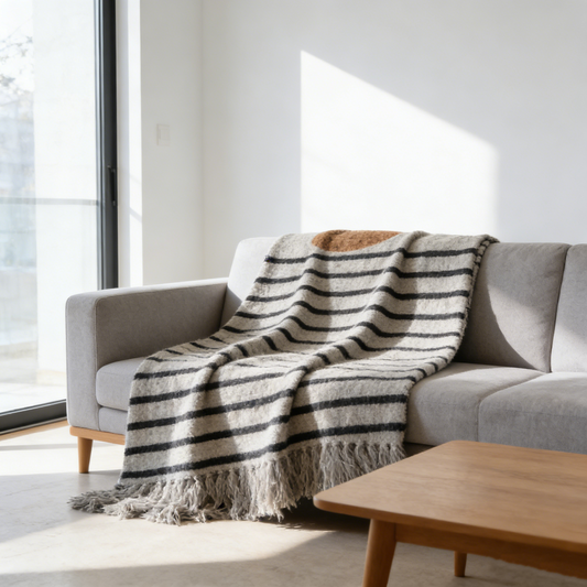 Soft Lightweight Throw