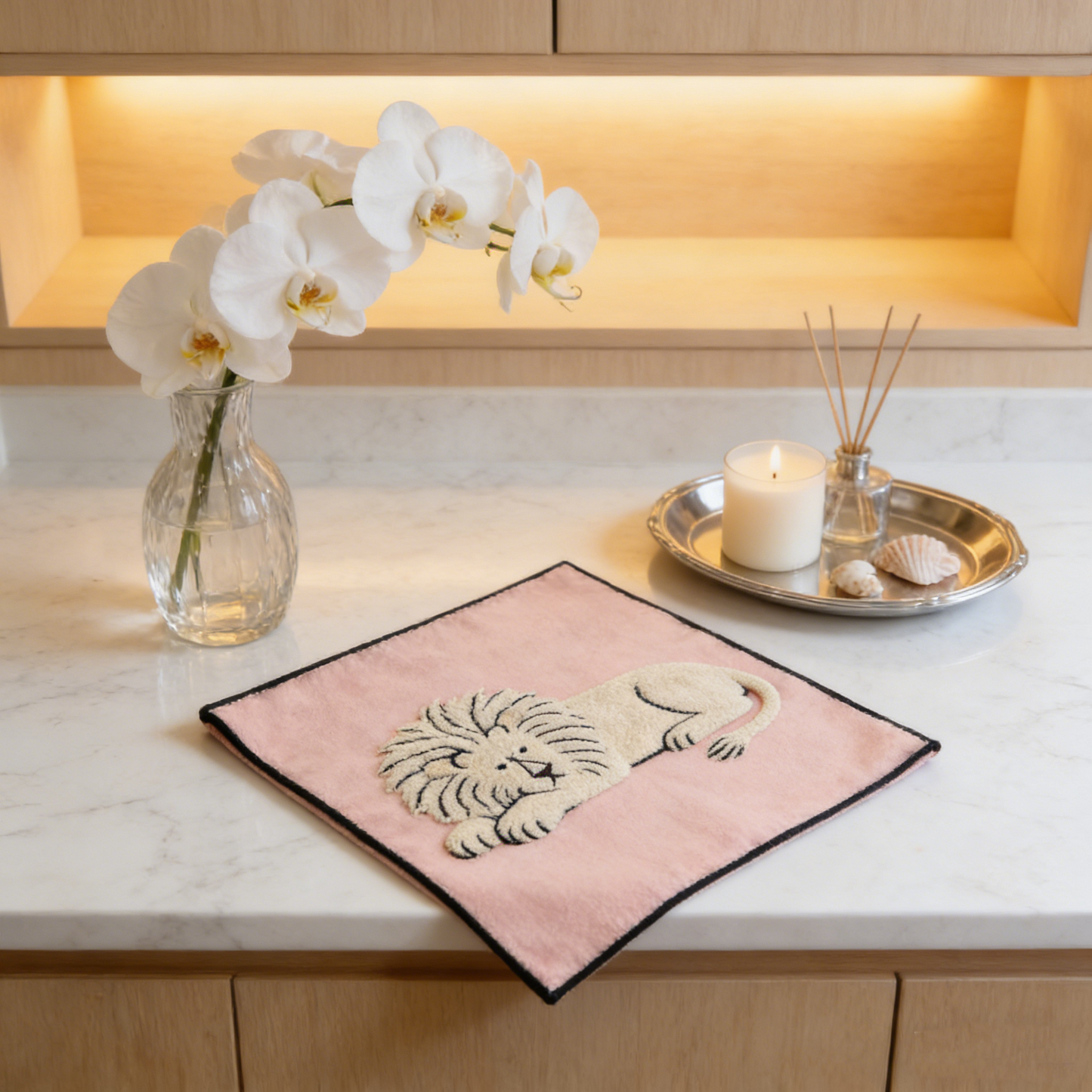 Lion Hand Towel - Cream